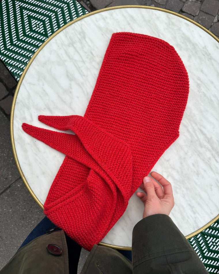 Detaljebillede af lyseblå Sophie Hood