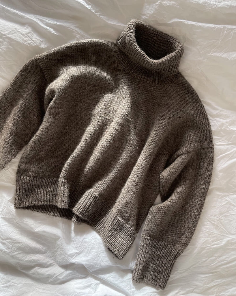 Liggende Kvinde gråbrun Chestnut Sweater