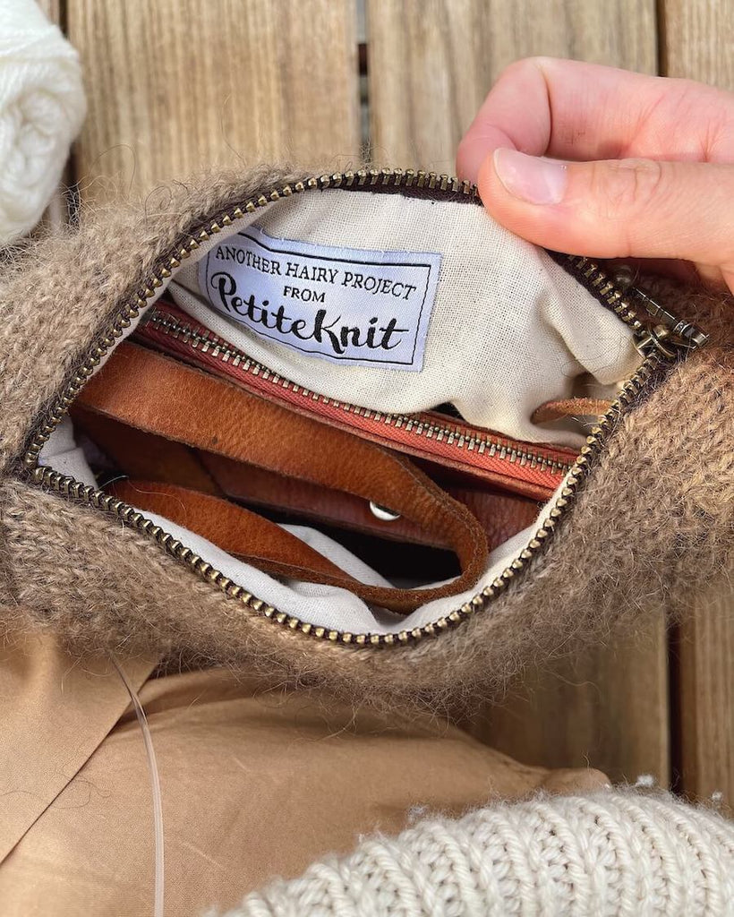 17 cm hasselnød lynlås i brun honey clutch