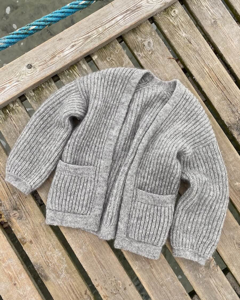 Ligebillede af grå November Jacket
