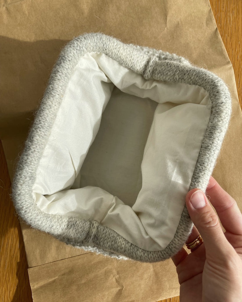 Petiteknit for i natur på winter clutch